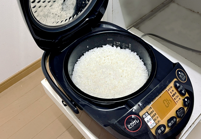 Today, most Japanese households use a rice cooker