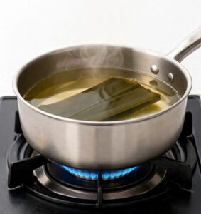 kombu gently heating in water while making dashi