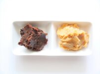 two types of Japanese miso paste, red miso and white miso